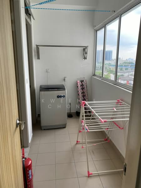 Kondominium untuk Dijual di Green Residence - Kweenie Chong - Balcony - PropertyGuru.com.my