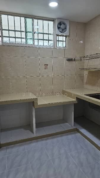 Apartment for Rent at Halaman Kristal - Jeff Ooi - Kitchen - PropertyGuru.com.my