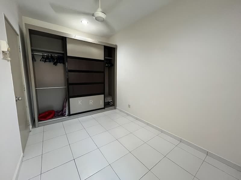 Rumah Bandar untuk Disewa di Bandar Sungai Long (Selangor) - Kris Tan - Bedroom - PropertyGuru.com.my