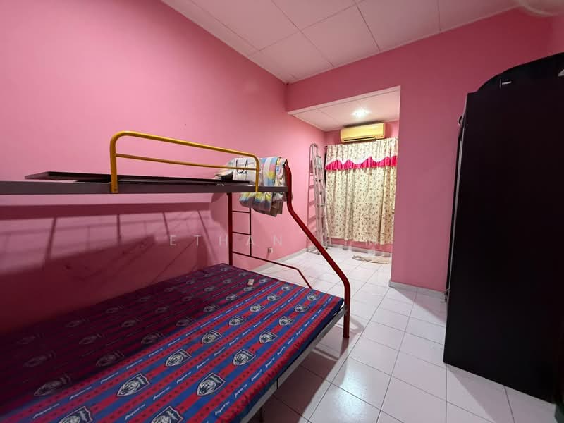 Rumah Teres 2 Tingkat untuk Dijual di Taman Suria (Bandar Sungai Long) - Ethan Lim - Bedroom - PropertyGuru.com.my