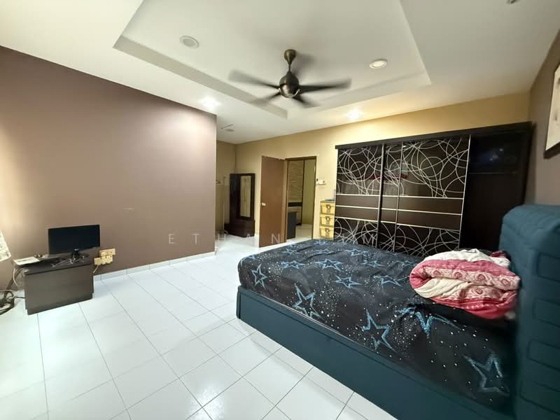 Rumah Teres 2 Tingkat untuk Dijual di Taman Suria (Bandar Sungai Long) - Ethan Lim - Bedroom - PropertyGuru.com.my