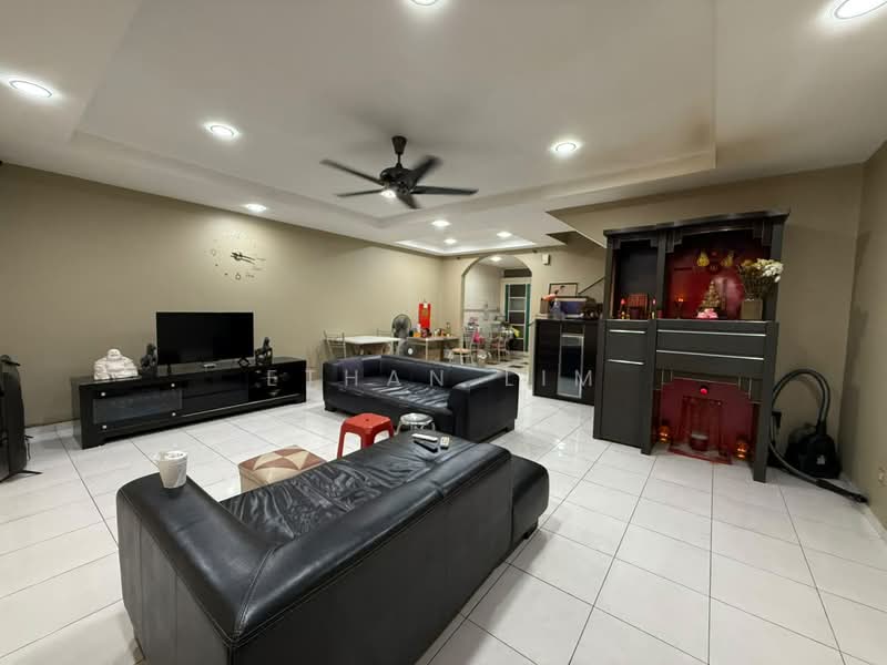 Rumah Teres 2 Tingkat untuk Dijual di Taman Suria (Bandar Sungai Long) - Ethan Lim - Living Room - PropertyGuru.com.my