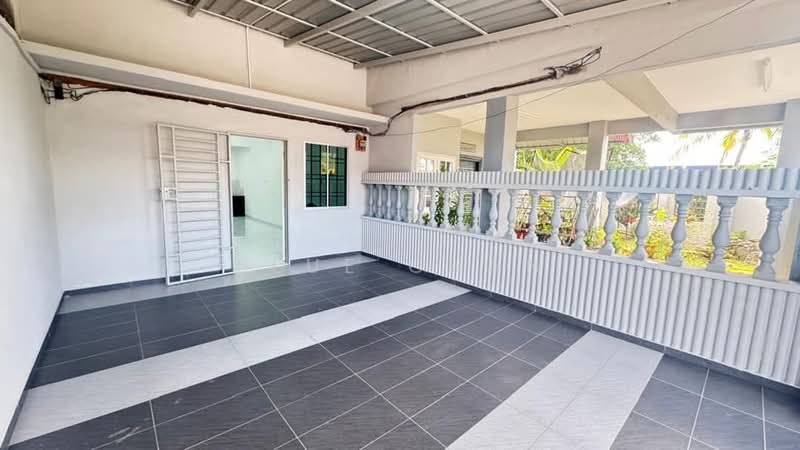 2-storey Terraced House for Sale in Taman Desa Kluang (Kluang) - Blue Chan - Exterior - PropertyGuru.com.my