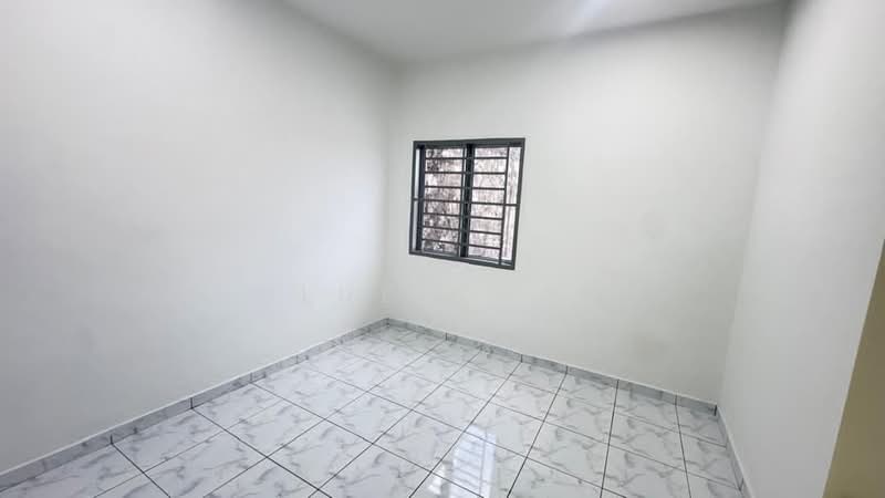 2-storey Terraced House for Sale in Taman Desa Kluang (Kluang) - Blue Chan - Interior - PropertyGuru.com.my