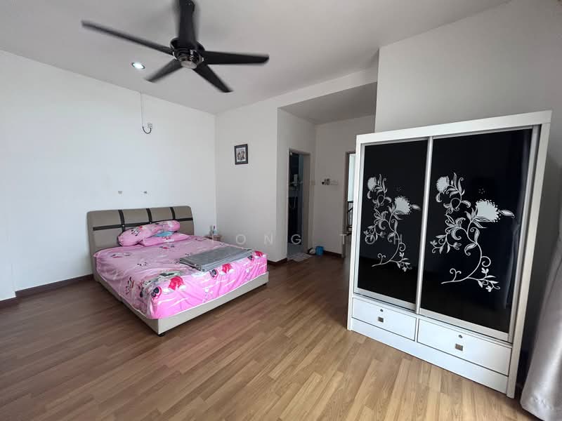 Cluster House for Sale in Taman Kempas Indah (Tebrau) - Ee Fong Toh - PropertyGuru.com.my