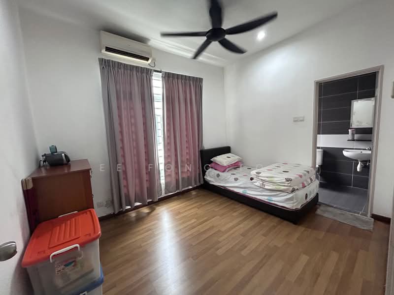 Cluster House for Sale in Taman Kempas Indah (Tebrau) - Ee Fong Toh - PropertyGuru.com.my