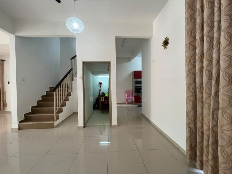 Rumah Teres 2 Tingkat untuk Dijual di Taman Belia Antarabangsa (Bukit Katil) - Abby Ho - Living Room - PropertyGuru.com.my