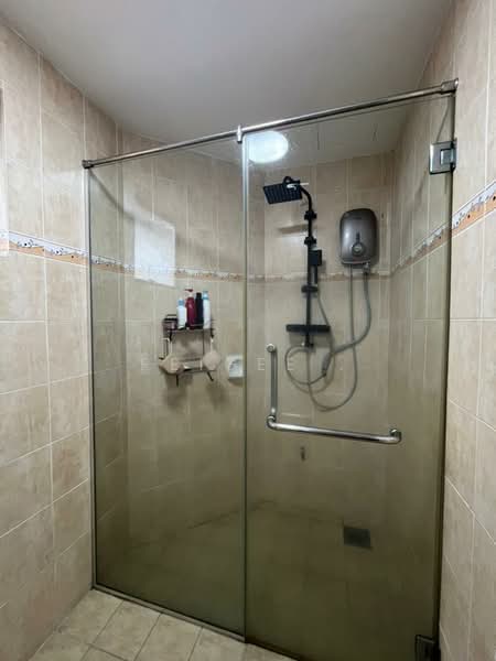 Condominium for Rent at Changkat View - PeiGee . - Bathroom - PropertyGuru.com.my