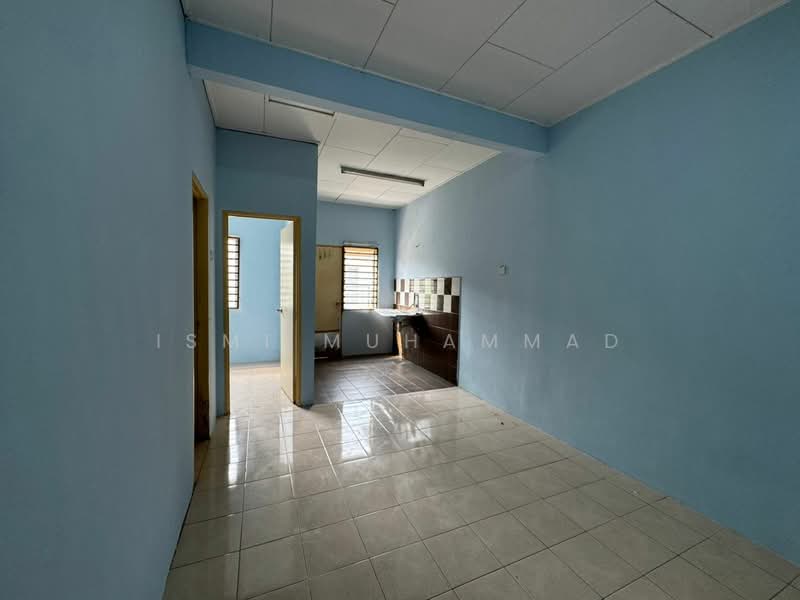 Rumah Teres 1 Tingkat untuk Dijual di Taman Nusari Bayu (Bandar Sri Sendayan) - Ismi Muhammad - Interior - PropertyGuru.com.my