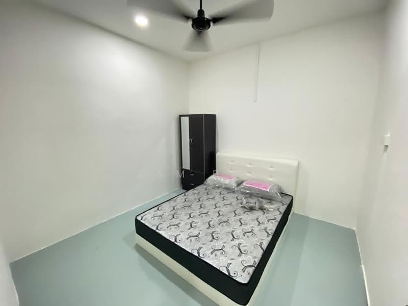 Rumah Teres 1 Tingkat untuk Dijual di Taman Rinting (Masai) - Sam Bro - Bedroom - PropertyGuru.com.my