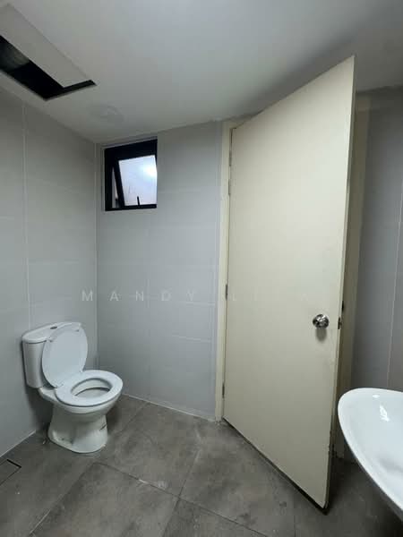 Service Residence for Rent at Pearl Suria - Mandy Liew - Bathroom - PropertyGuru.com.my