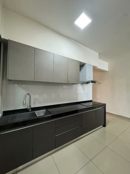 Service Residence for Rent at Pearl Suria - Mandy Liew - Kitchen - PropertyGuru.com.my