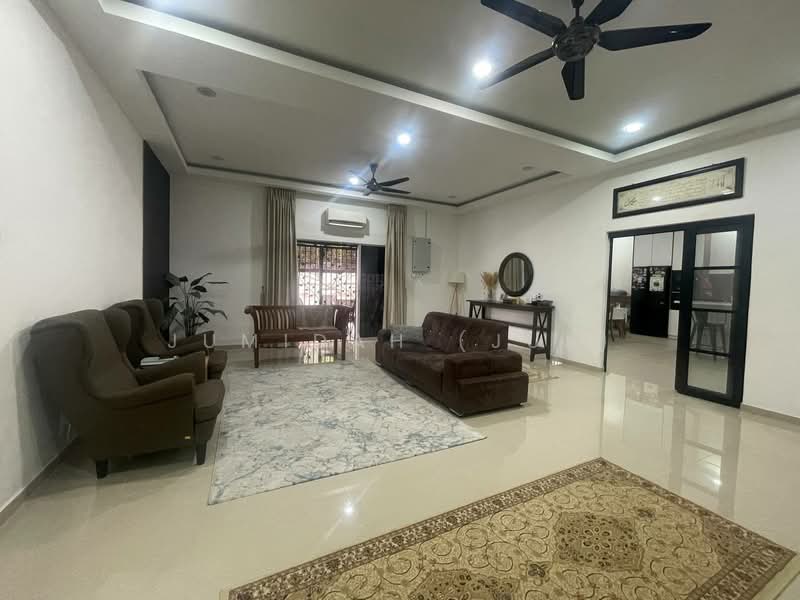 Bungalow for Sale in Puchong (Selangor) - JUMIDAH (JUE) - Living Room - PropertyGuru.com.my