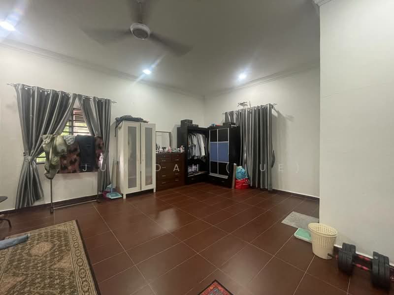 Bungalow for Sale in Puchong (Selangor) - JUMIDAH (JUE) - Bedroom - PropertyGuru.com.my