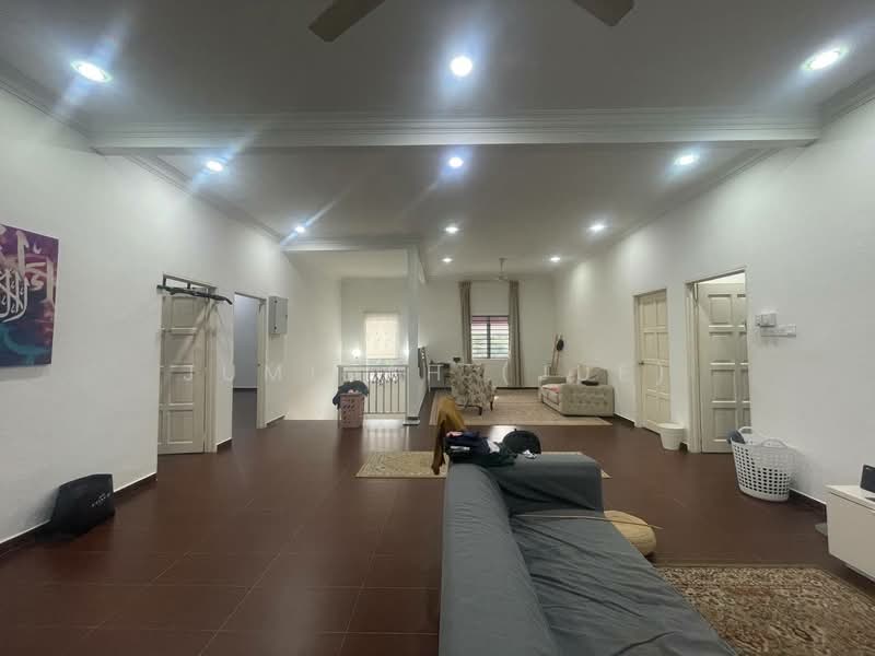 Bungalow for Sale in Puchong (Selangor) - JUMIDAH (JUE) - Living Room - PropertyGuru.com.my