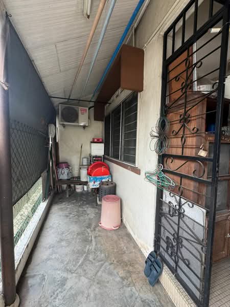 1-storey Terraced House for Sale in Taman Perling (Perling) - Jeff Ang - Balcony - PropertyGuru.com.my