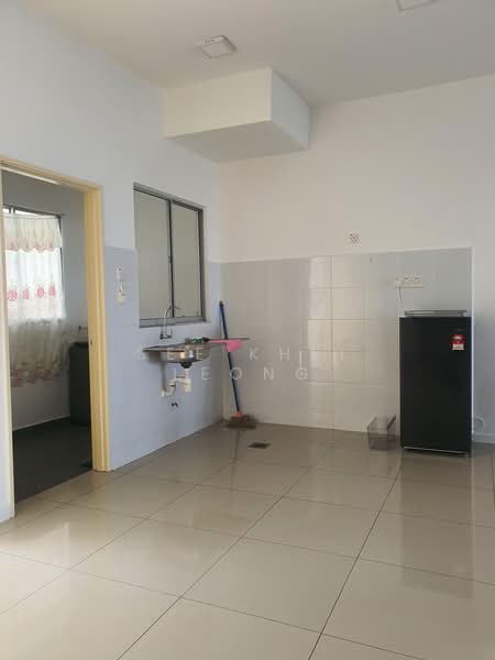 Condominium for Rent at Crystal Creek Resort - See Khei Leong - Kitchen - PropertyGuru.com.my