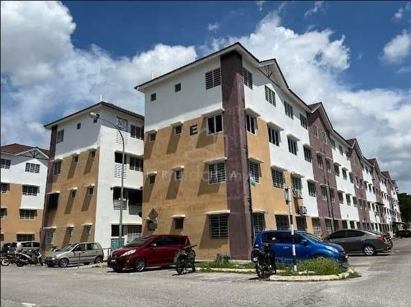 Apartment for Sale at Pangsapuri Arista - Hairi Halim - PropertyGuru.com.my