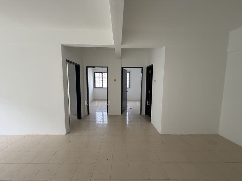 Apartment for Sale at Cheras Perdana Apartment Block A, B, C - Kim Lee - PropertyGuru.com.my