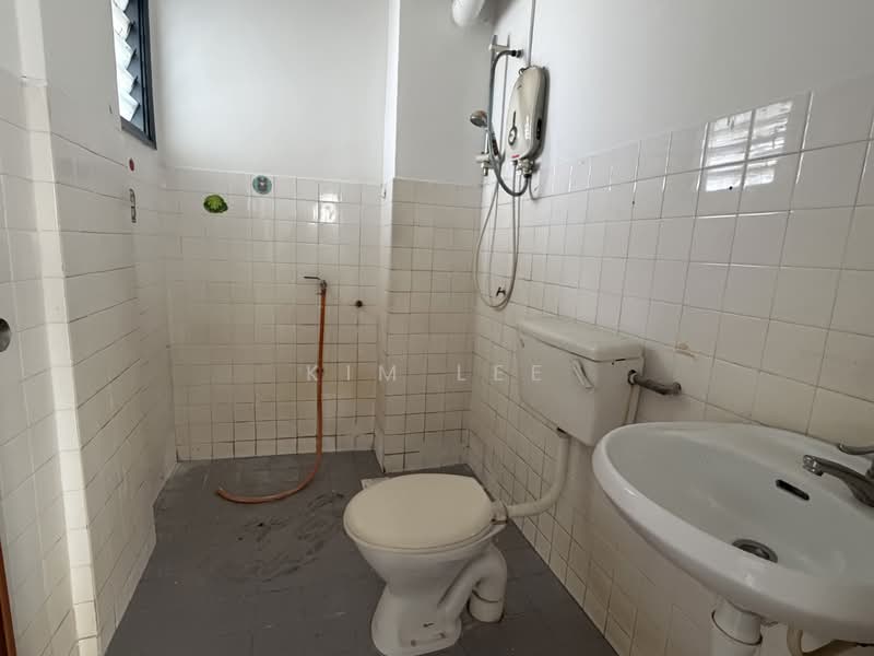 Apartment for Sale at Cheras Perdana Apartment Block A, B, C - Kim Lee - PropertyGuru.com.my