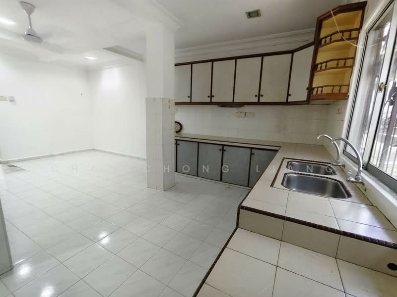 2-storey Terraced House for Sale in BANDAR PUCHONG JAYA (Puchong) - Chan Chong Liang - Kitchen - PropertyGuru.com.my
