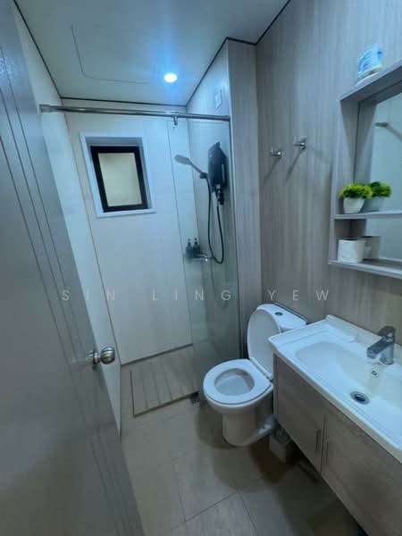 Servis Apartment untuk Disewa di Vision City Youth City - Sin Ling Yew - Bathroom - PropertyGuru.com.my