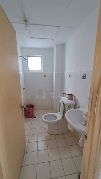 Apartment for Sale at Spanish Villa - Ismi Muhammad - Bathroom - PropertyGuru.com.my