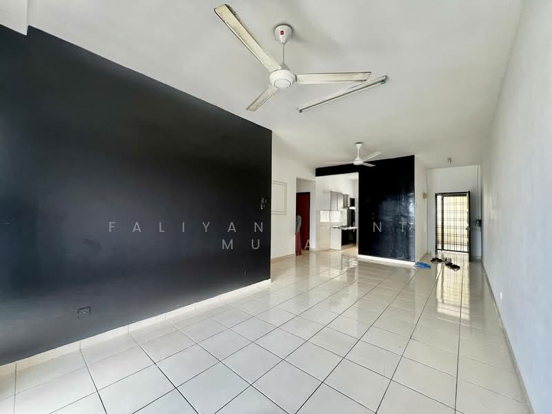Apartment for Sale at Sri Ixora Apartment - Faliyana binti Muda - PropertyGuru.com.my