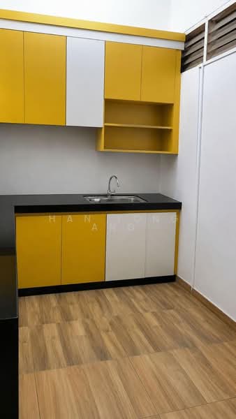 Rumah Teres 1 Tingkat untuk Dijual di Taman Ungku Tun Aminah (Skudai) - Han Yong Ang - Kitchen - PropertyGuru.com.my