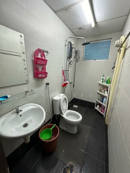 Servis Apartment untuk Dijual di Amara - Bryan Yeoh - Bathroom - PropertyGuru.com.my