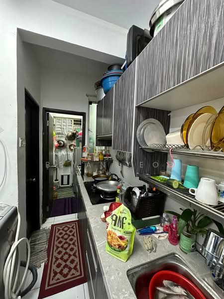 Servis Apartment untuk Dijual di Amara - Bryan Yeoh - Kitchen - PropertyGuru.com.my