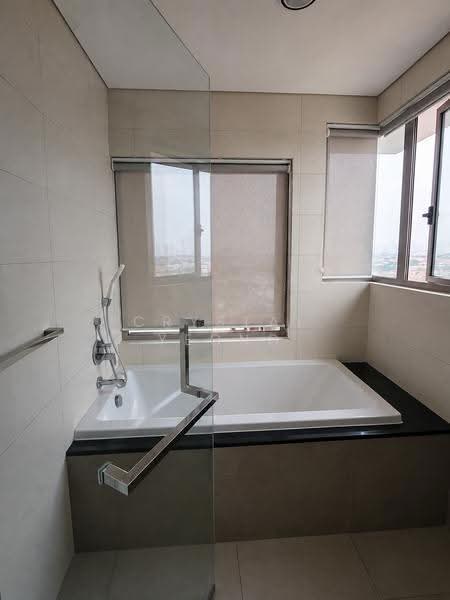 Condominium for Sale at KM1 East - Crystal Yeong - Bathroom - PropertyGuru.com.my