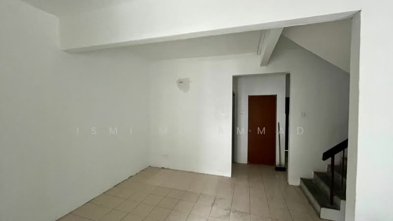 2-storey Terraced House for Sale in Taman Lestari Permai (Seri Kembangan) - Ismi Muhammad - Interior - PropertyGuru.com.my