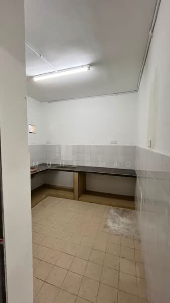 2-storey Terraced House for Sale in Taman Lestari Permai (Seri Kembangan) - Ismi Muhammad - Kitchen - PropertyGuru.com.my