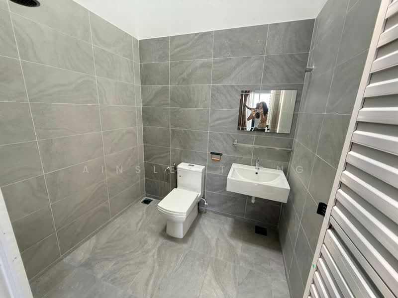 2.5-storey Terraced House for Sale in Ipoh (Perak) - Ainsley Thong - Bathroom - PropertyGuru.com.my