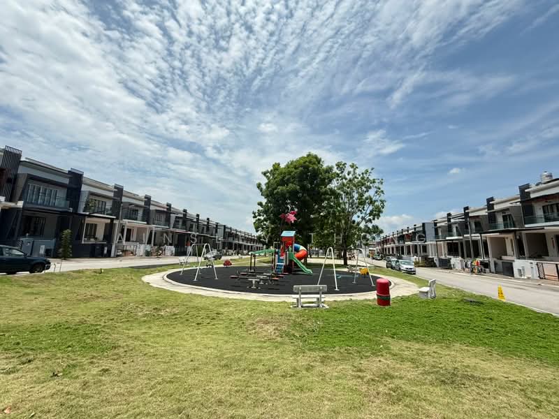 2.5-storey Terraced House for Sale in Ipoh (Perak) - Ainsley Thong - Exterior - PropertyGuru.com.my