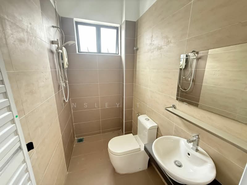 2.5-storey Terraced House for Sale in Ipoh (Perak) - Ainsley Thong - Bathroom - PropertyGuru.com.my