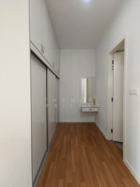 Service Residence for Sale at The New Duo @ Edumetro - Thanap Priyaa - Corridor - PropertyGuru.com.my