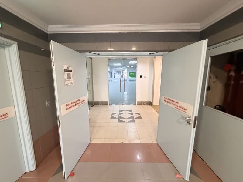 Office for Sale in Taman Ampang Hilir (Ampang) - Khee Siang Yeo - Corridor - PropertyGuru.com.my