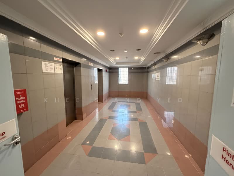 Office for Sale in Taman Ampang Hilir (Ampang) - Khee Siang Yeo - Corridor - PropertyGuru.com.my