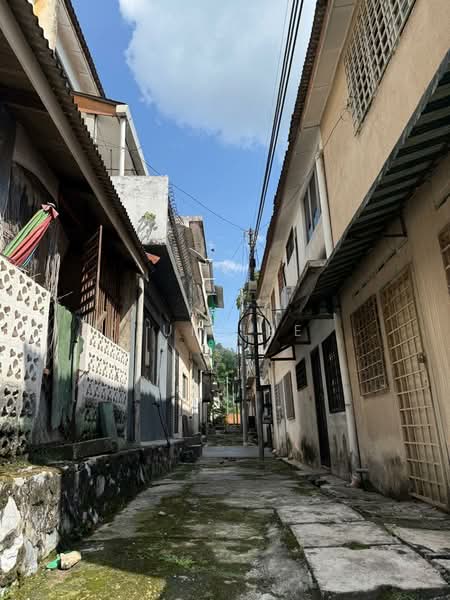 Rumah Teres 3 Tingkat untuk Dijual di Taman Melur (Ampang) - Jun Lee - Exterior - PropertyGuru.com.my