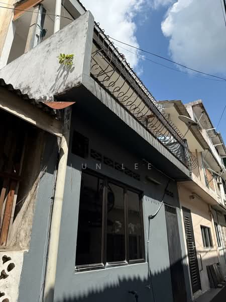 Rumah Teres 3 Tingkat untuk Dijual di Taman Melur (Ampang) - Jun Lee - Exterior - PropertyGuru.com.my