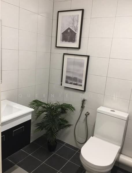 Office for Rent in Taman Bukit Jambul (Bukit Jambul) - Queenie Goon - Bathroom - PropertyGuru.com.my