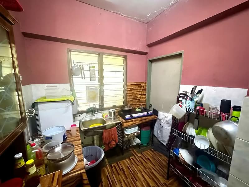 Pangsapuri untuk Dijual di Sri Ros Apartment - Hairi Halim - PropertyGuru.com.my