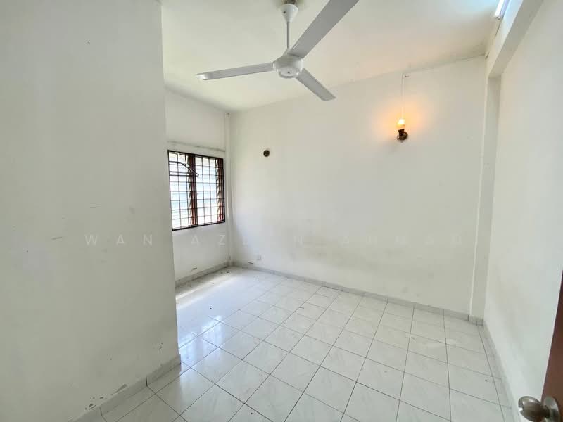 Rumah Berkembar untuk Dijual di Taman Taming Jaya (Balakong) - Wan Azlan Ahmad - PropertyGuru.com.my