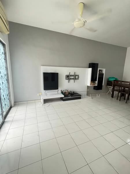 Rumah Teres 2 Tingkat untuk Dijual di Setia Impian (Setia Alam) - Thomas Lim - Living Room - PropertyGuru.com.my