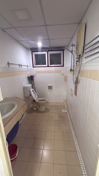 Kondominium untuk Disewa di Prisma Cheras - PJ Low - Bathroom - PropertyGuru.com.my