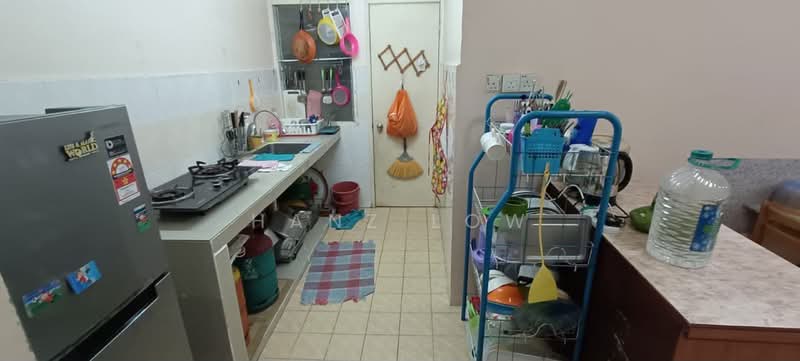 Condominium for Rent at Desaminium Flora - Hanz Low - Kitchen - PropertyGuru.com.my