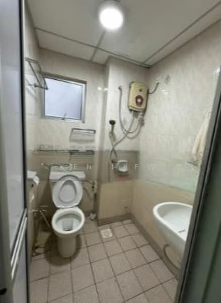 Kondominium untuk Dijual di Ketumbar Hill - Ken Liew - Bathroom - PropertyGuru.com.my