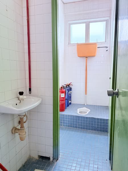 Kedai / Pejabat untuk Disewa di Bandar Sri Damansara (Selangor) - JC Looi - Bathroom - PropertyGuru.com.my